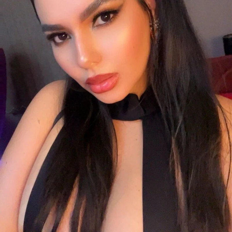andrea_indira20