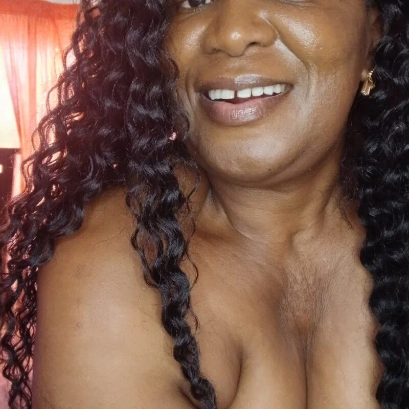 TALLNSEXY48