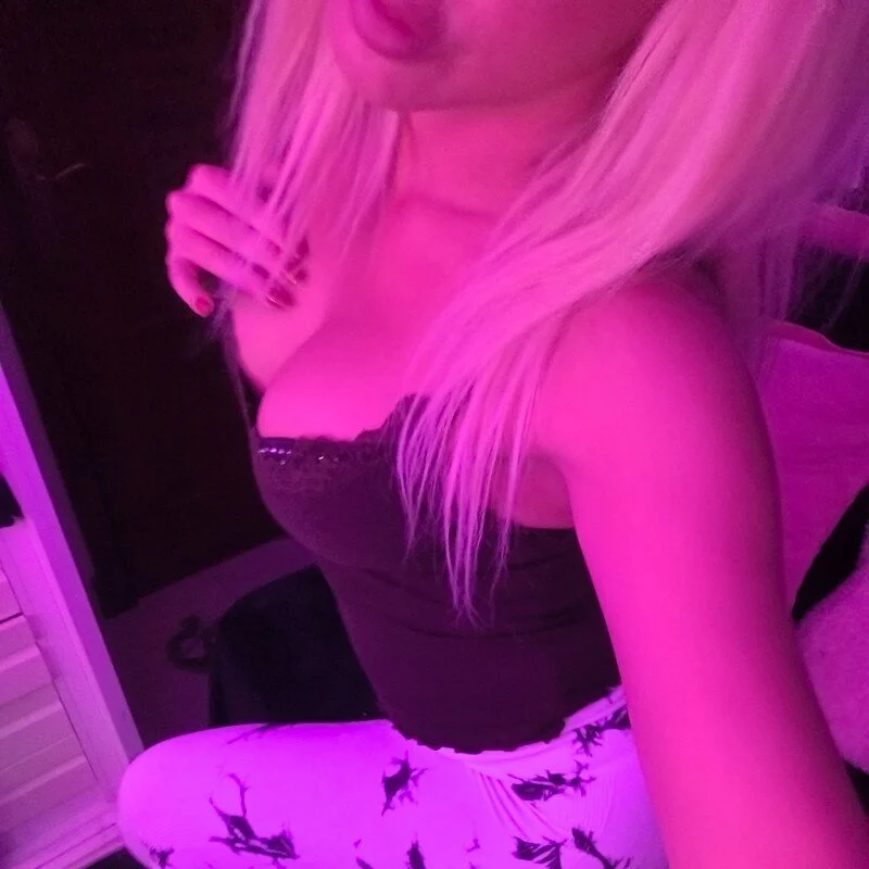 yamira25
