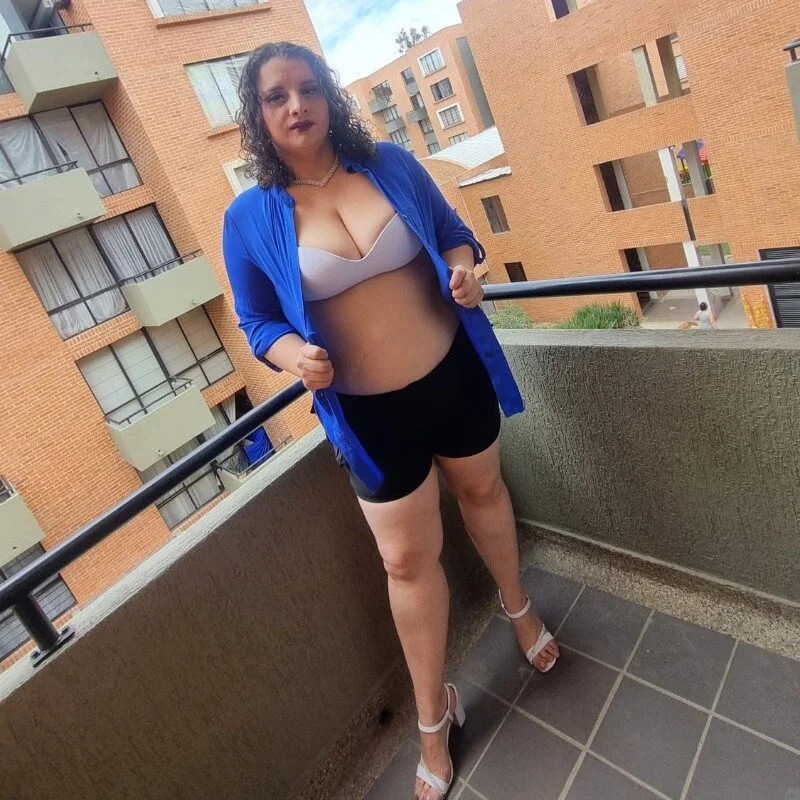 Aleja_Gonzales