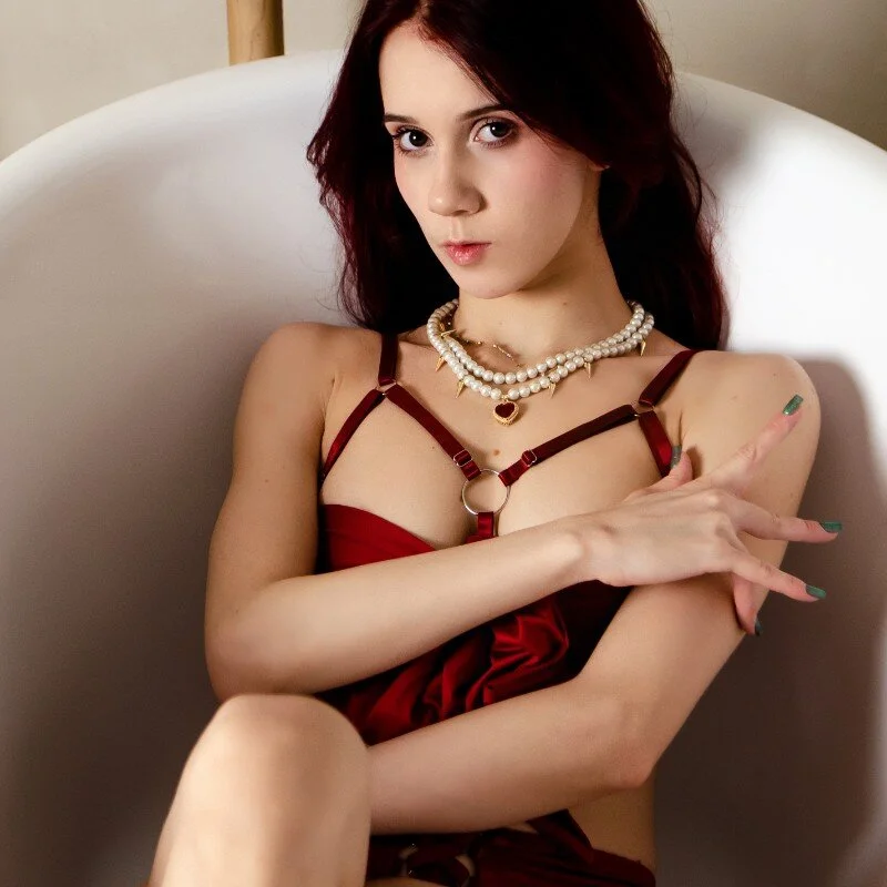 Dearly_Emily