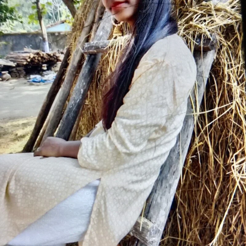 Hot_rashika_