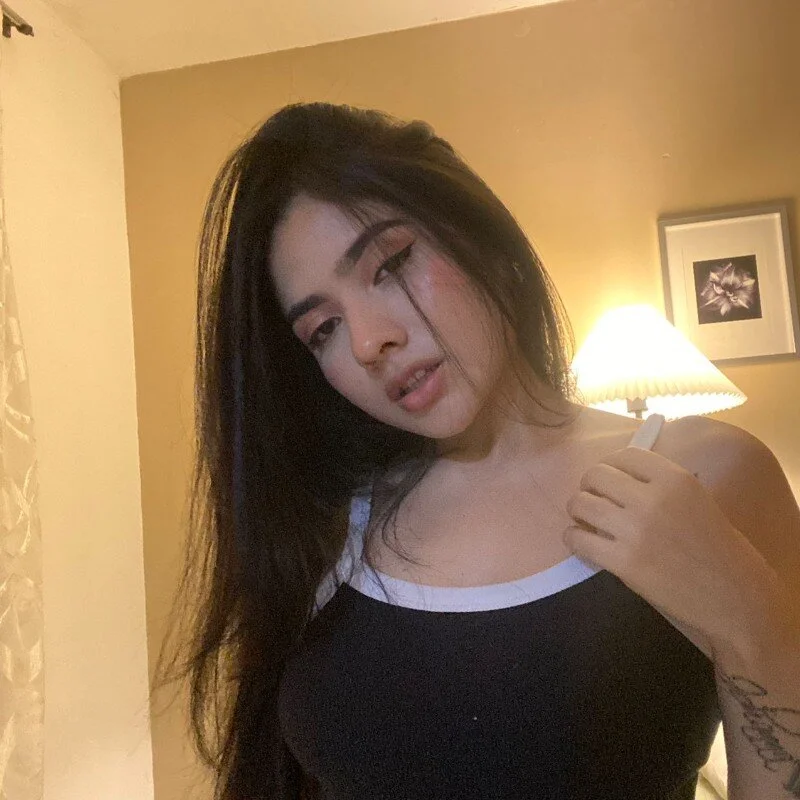 adara_johnson__