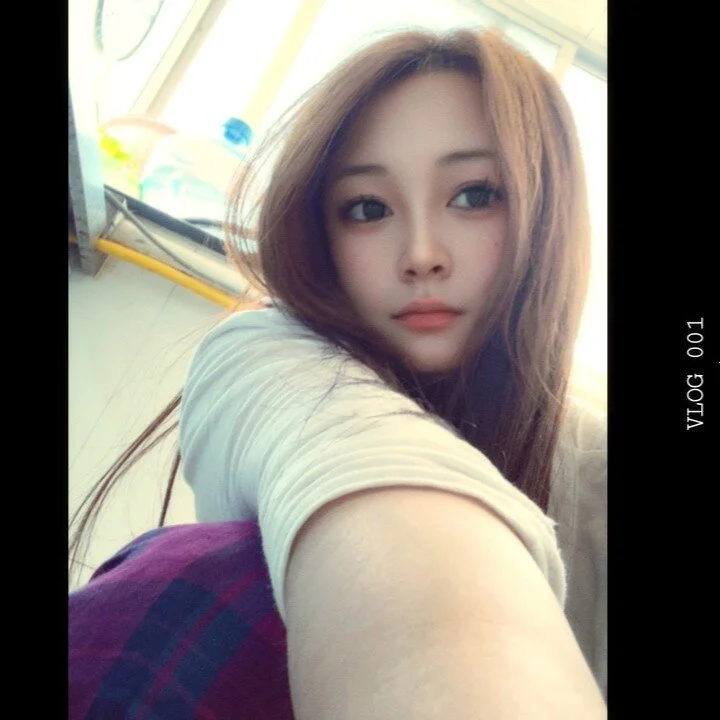 Daisy-77