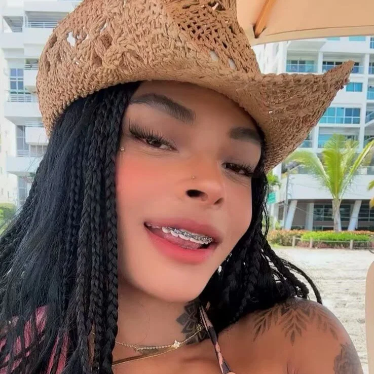 EmmaEbony_