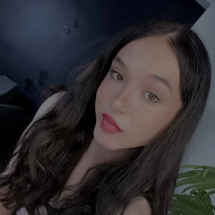 PeachyPixiee