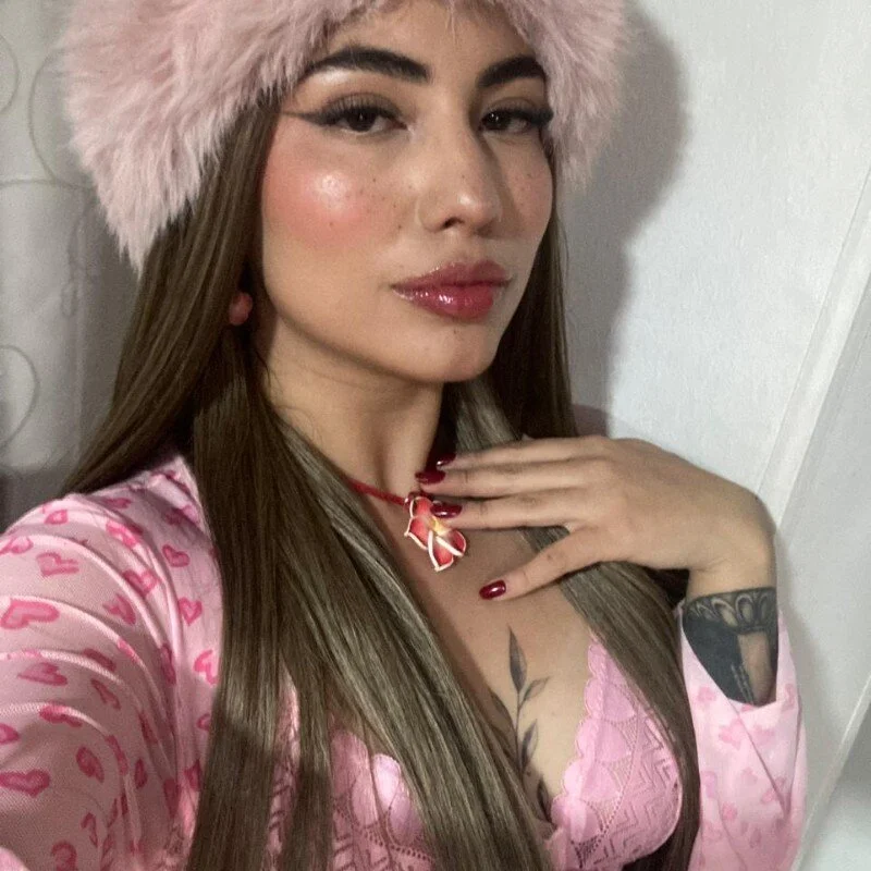 Jadee_grey