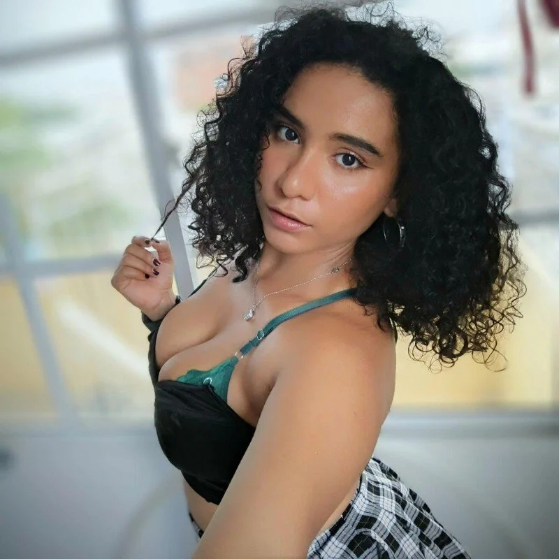 ellette__