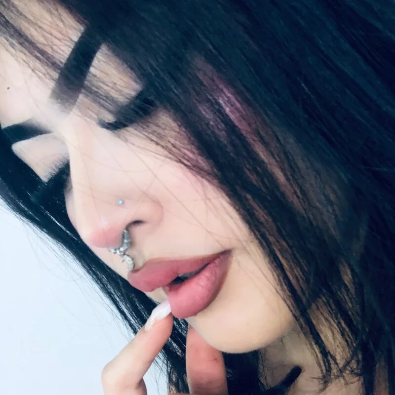 hollycute__