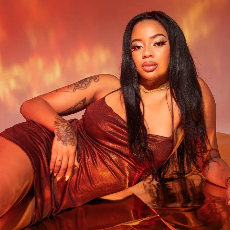 loana_vegas