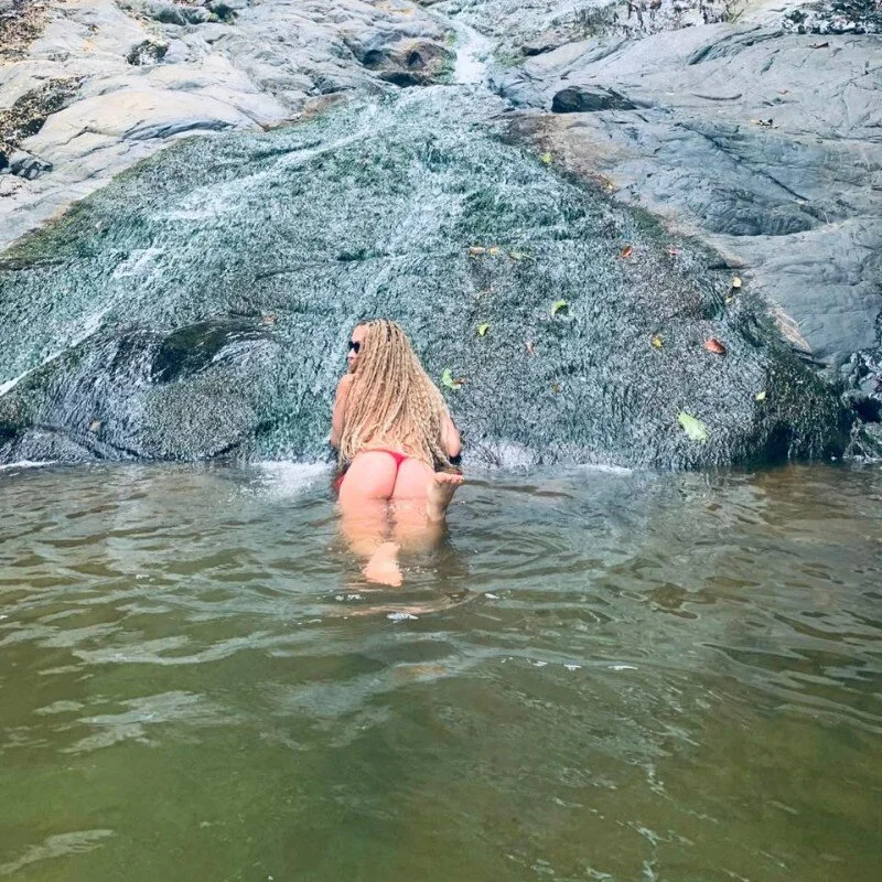 Astrid_Porno