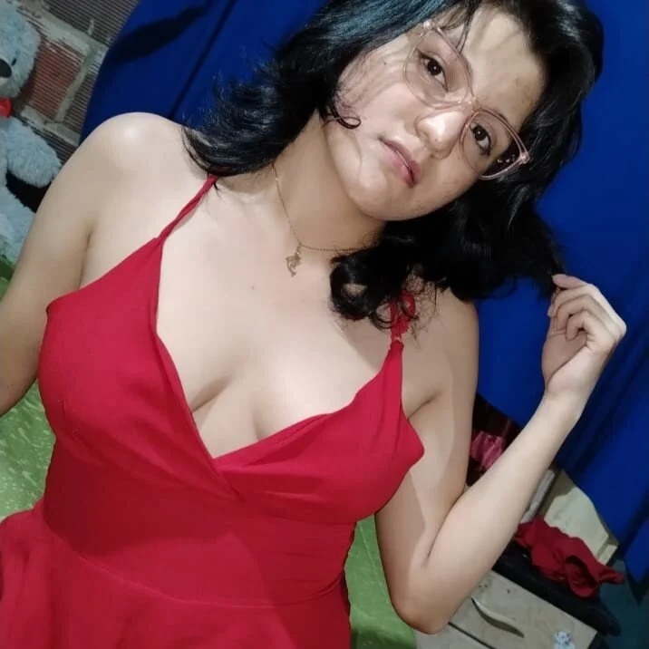 sienna_elara