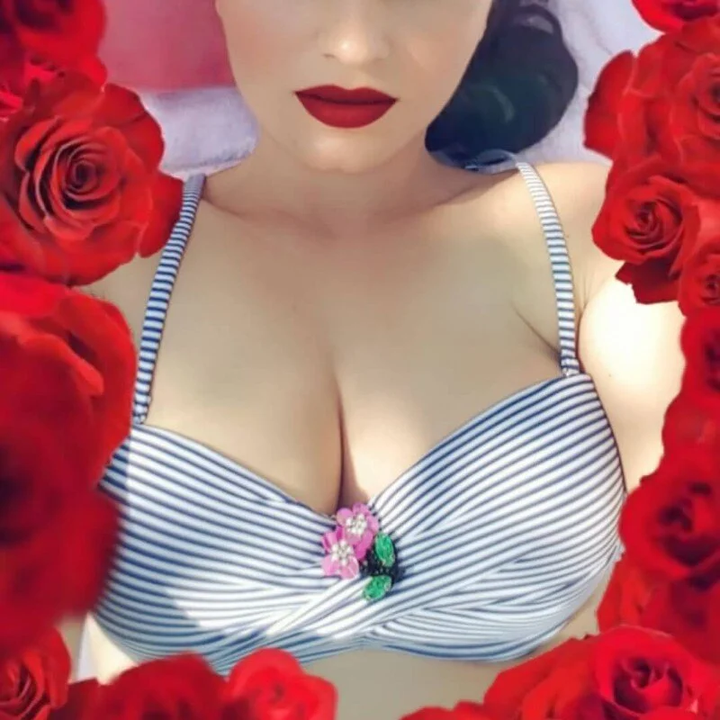 NicoleLove_