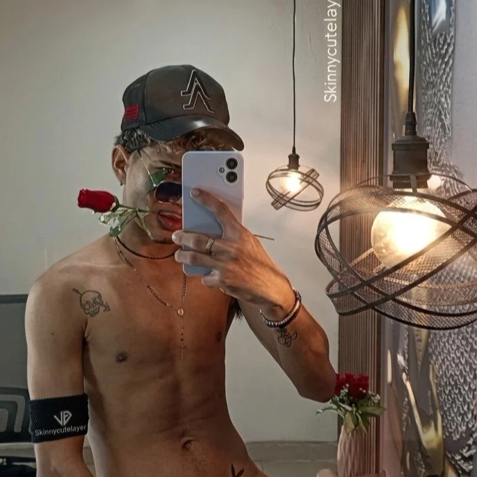 Skinny_cute_Alyer