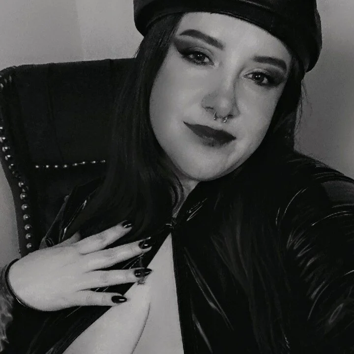 Lena_black_
