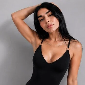 Scarlett_Gold_