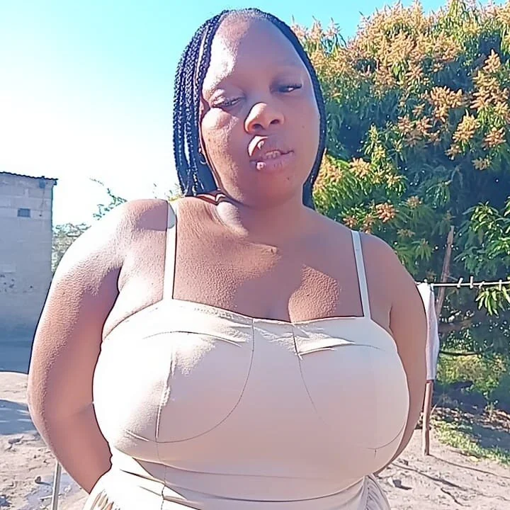 BustyBoobs68