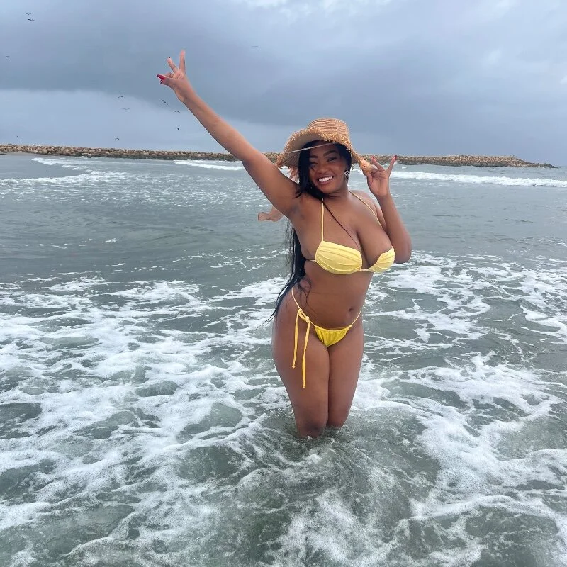MonicaSex_