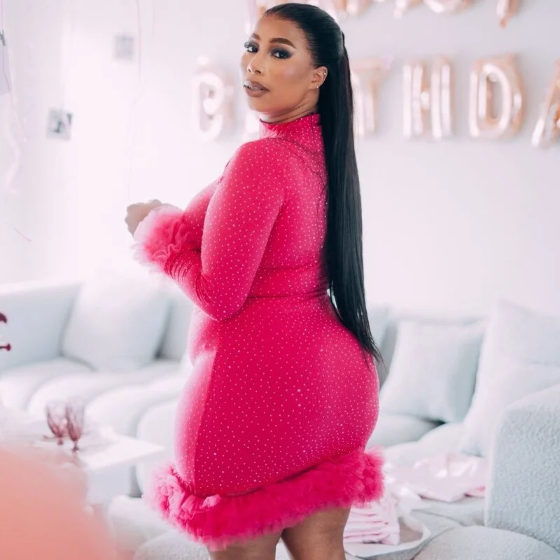 CurvyDesire1