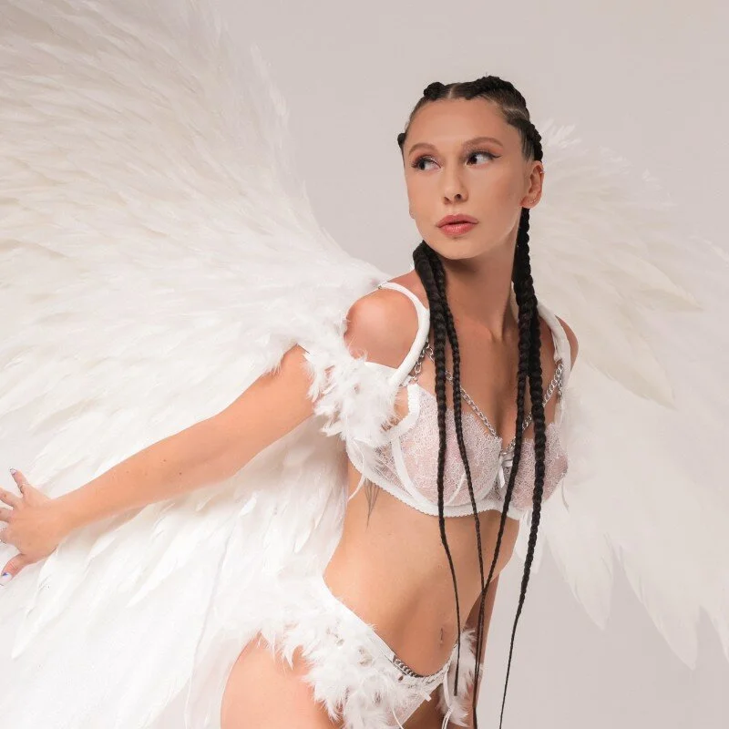 Redjina_Angel