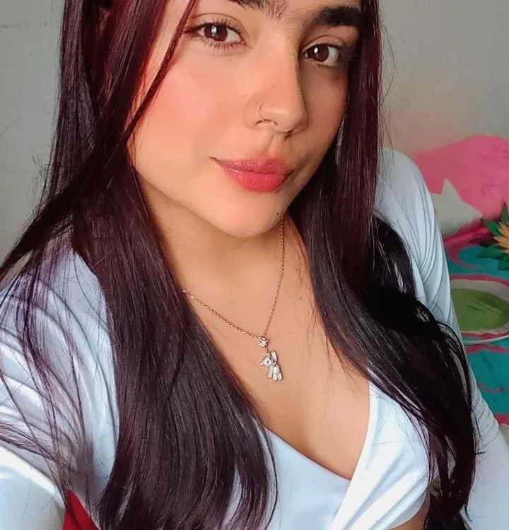 Sara_Collinnss