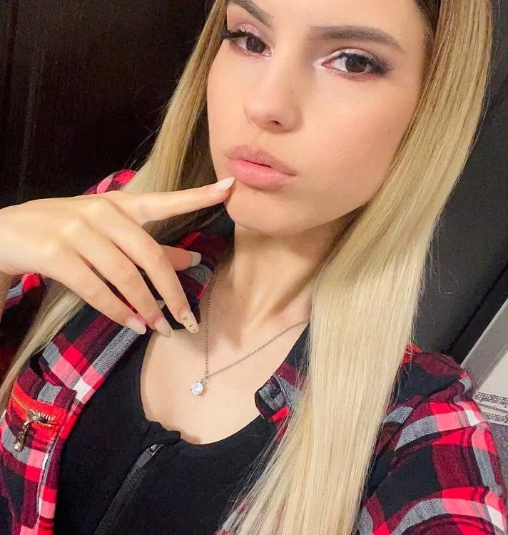 LauraineMisti