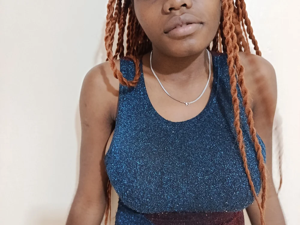 lovely_vee
