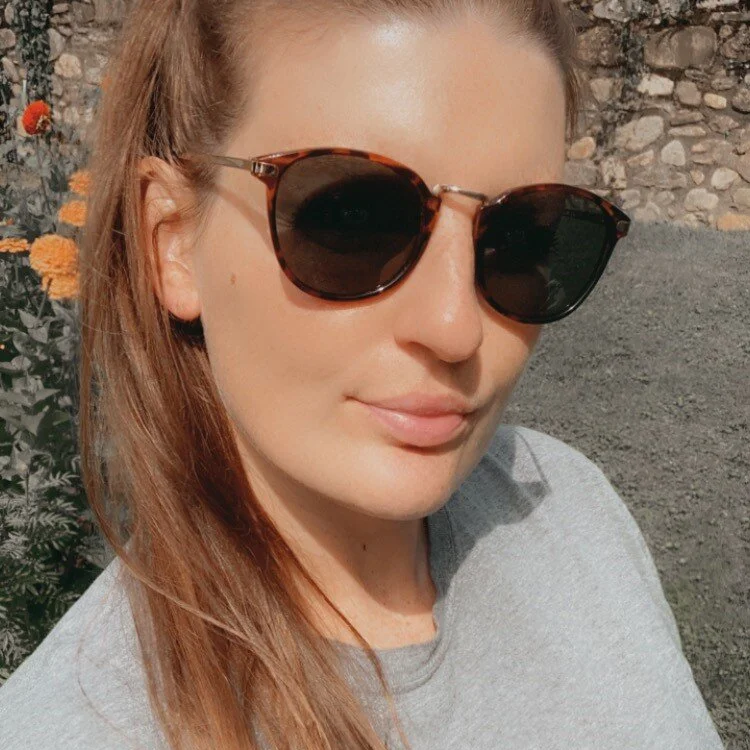 Kelly_Carolina