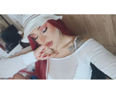 kim_hot69_