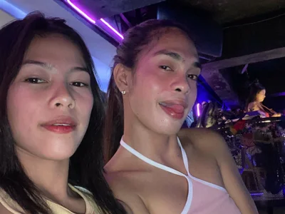 2TS1realgirl69