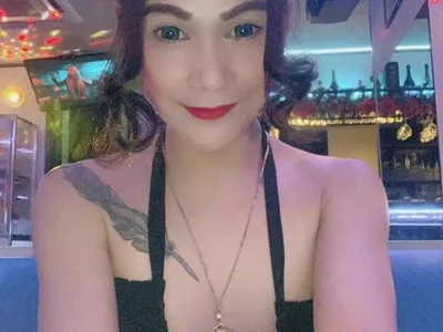 MonstrousCockDiva