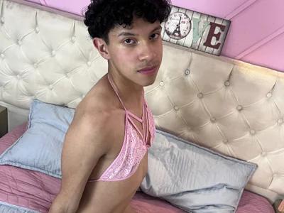 Athannya_hot