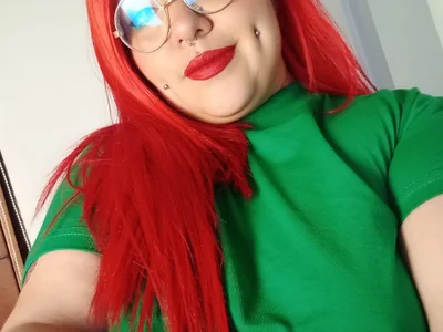 bruja_sscarlata