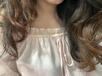Erotic_Rosyy