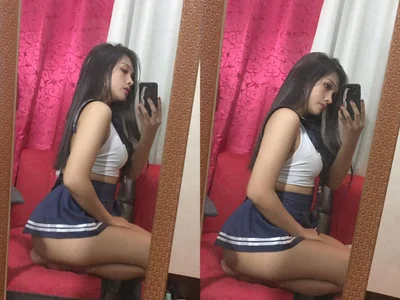 PrettyYoungHugeCockTS